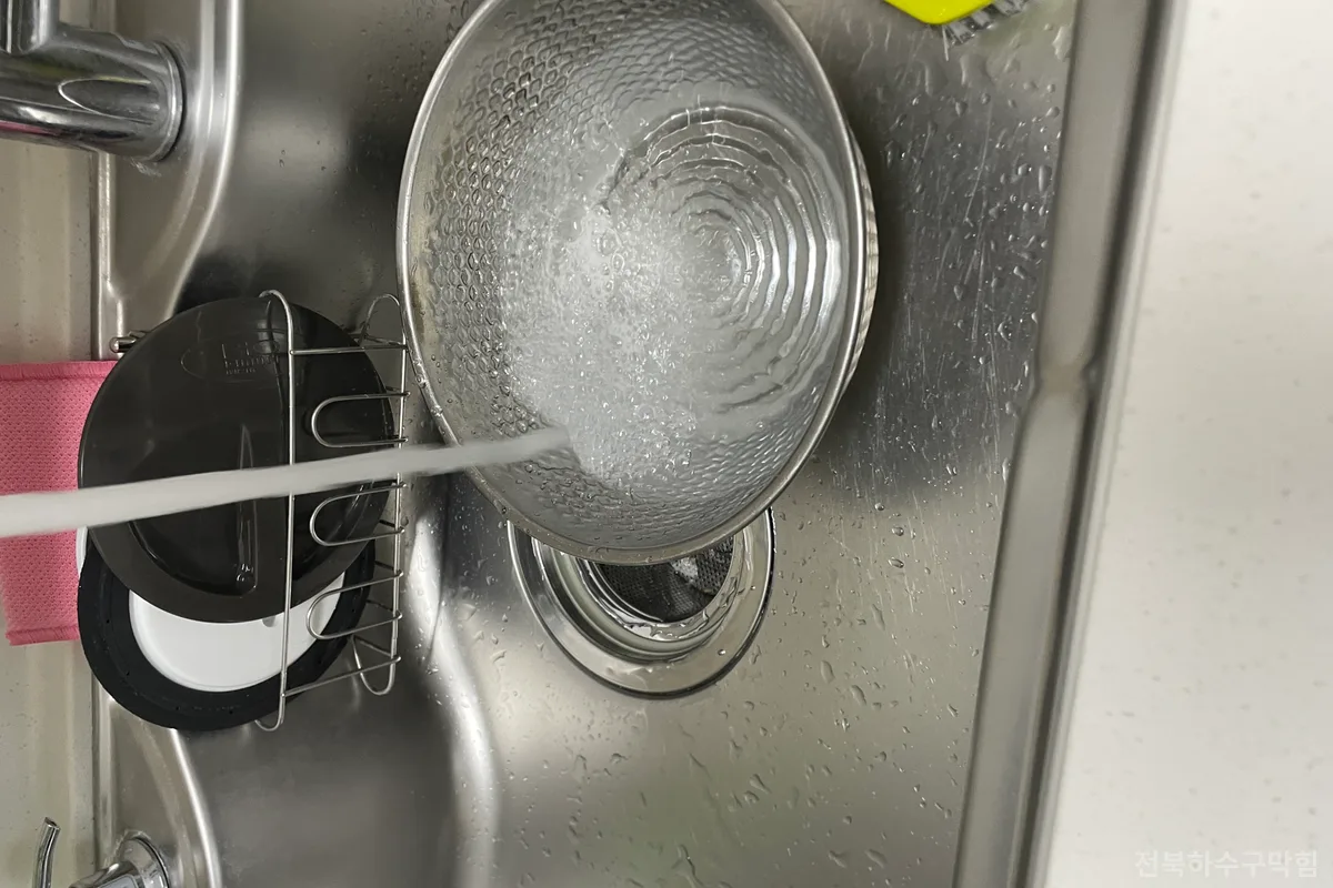 전주 중앙동 변기막힘 현장 사진